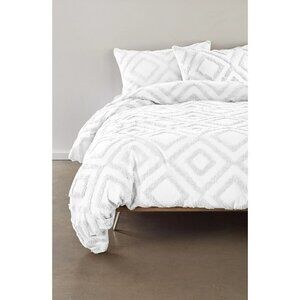 New Bp. Tufted Lattice Duvet Cover & Sham Set Full White Bed NWT